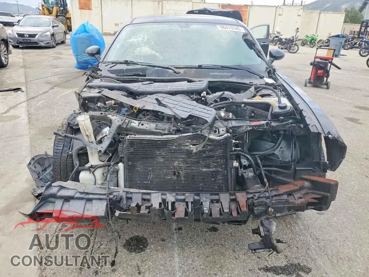 2009 DODGE CHALLENGER Damaged VIN 2B3LJ54T29H558521 – interior seats 2009 DODGE CHALLENGER Damaged VIN 2B3LJ54T29H558521 – interior seats
