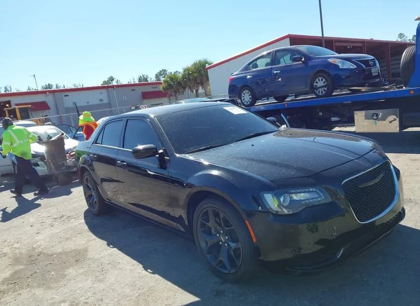 2023 CHRYSLER 300 Used VIN 2C3CCAAG4PH678816 – side profile 2023 CHRYSLER 300 Used VIN 2C3CCAAG4PH678816 – side profile