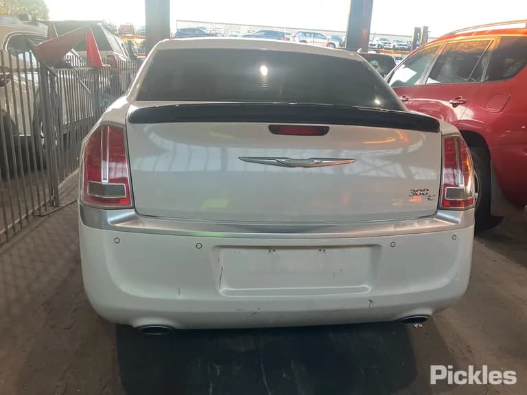 2014 Chrysler 300 Used VIN 2C3CCAVG7DH548163 – odometer reading 2014 Chrysler 300 Used VIN 2C3CCAVG7DH548163 – odometer reading
