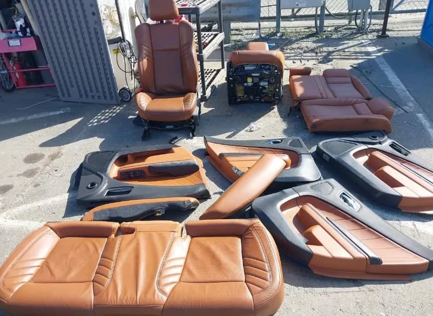 2017 DODGE Charger Used VIN 2C3CDXL97HH536685 – interior seats 2017 DODGE Charger Used VIN 2C3CDXL97HH536685 – interior seats