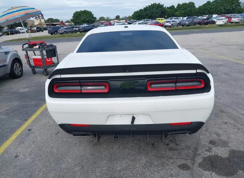 2018 DODGE Challenger Used VIN 2C3CDZBT0JH259571 – exterior detail 2018 DODGE Challenger Used VIN 2C3CDZBT0JH259571 – exterior detail