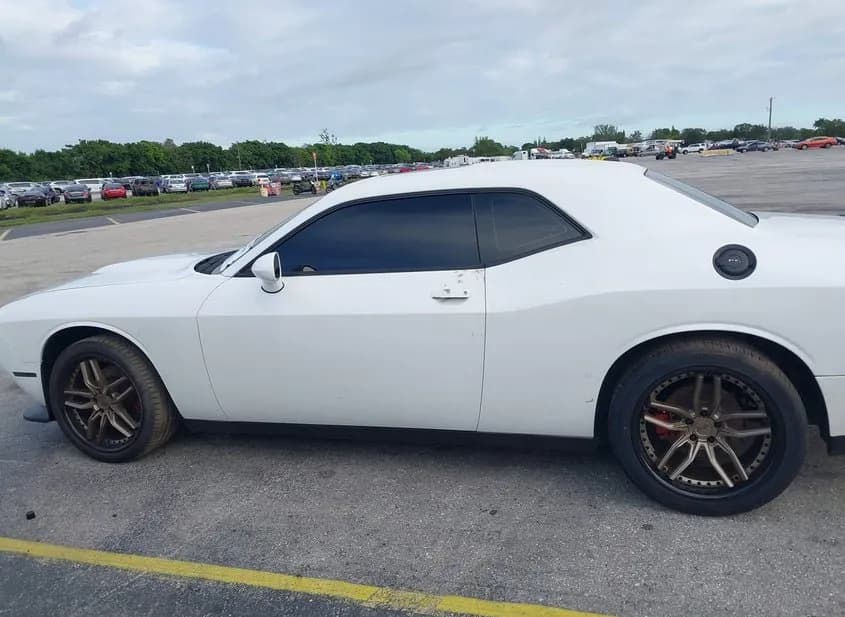 2018 DODGE Challenger Used VIN 2C3CDZBT0JH259571 – photo 15 2018 DODGE Challenger Used VIN 2C3CDZBT0JH259571 – photo 15