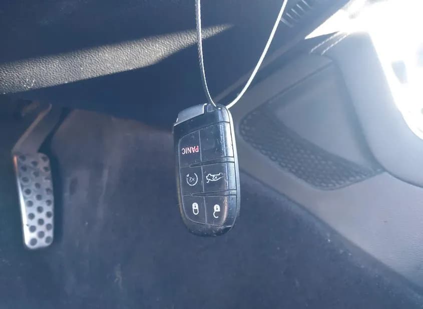 2017 DODGE Challenger Used VIN 2C3CDZDJXHH626272 – side profile 2017 DODGE Challenger Used VIN 2C3CDZDJXHH626272 – side profile