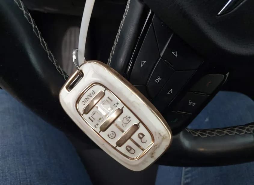 2018 CHRYSLER PACIFICA Used VIN 2C4RC1FG8JR351254 – photo 16 2018 CHRYSLER PACIFICA Used VIN 2C4RC1FG8JR351254 – photo 16