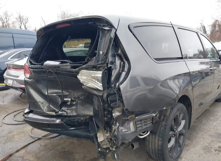 2018 CHRYSLER PACIFICA Used VIN 2C4RC1FG8JR351254 – photo 17 2018 CHRYSLER PACIFICA Used VIN 2C4RC1FG8JR351254 – photo 17