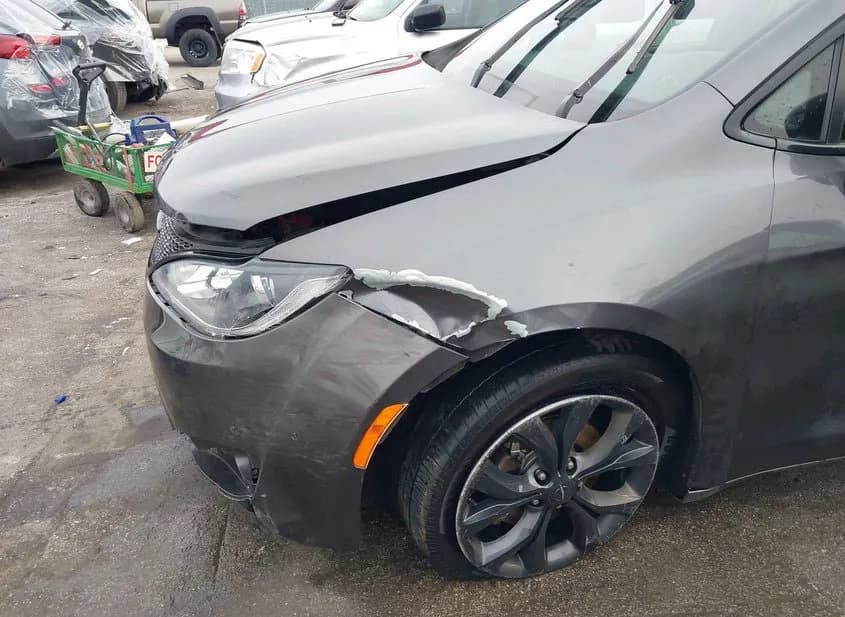 2018 CHRYSLER PACIFICA Used VIN 2C4RC1FG8JR351254 – photo 18 2018 CHRYSLER PACIFICA Used VIN 2C4RC1FG8JR351254 – photo 18