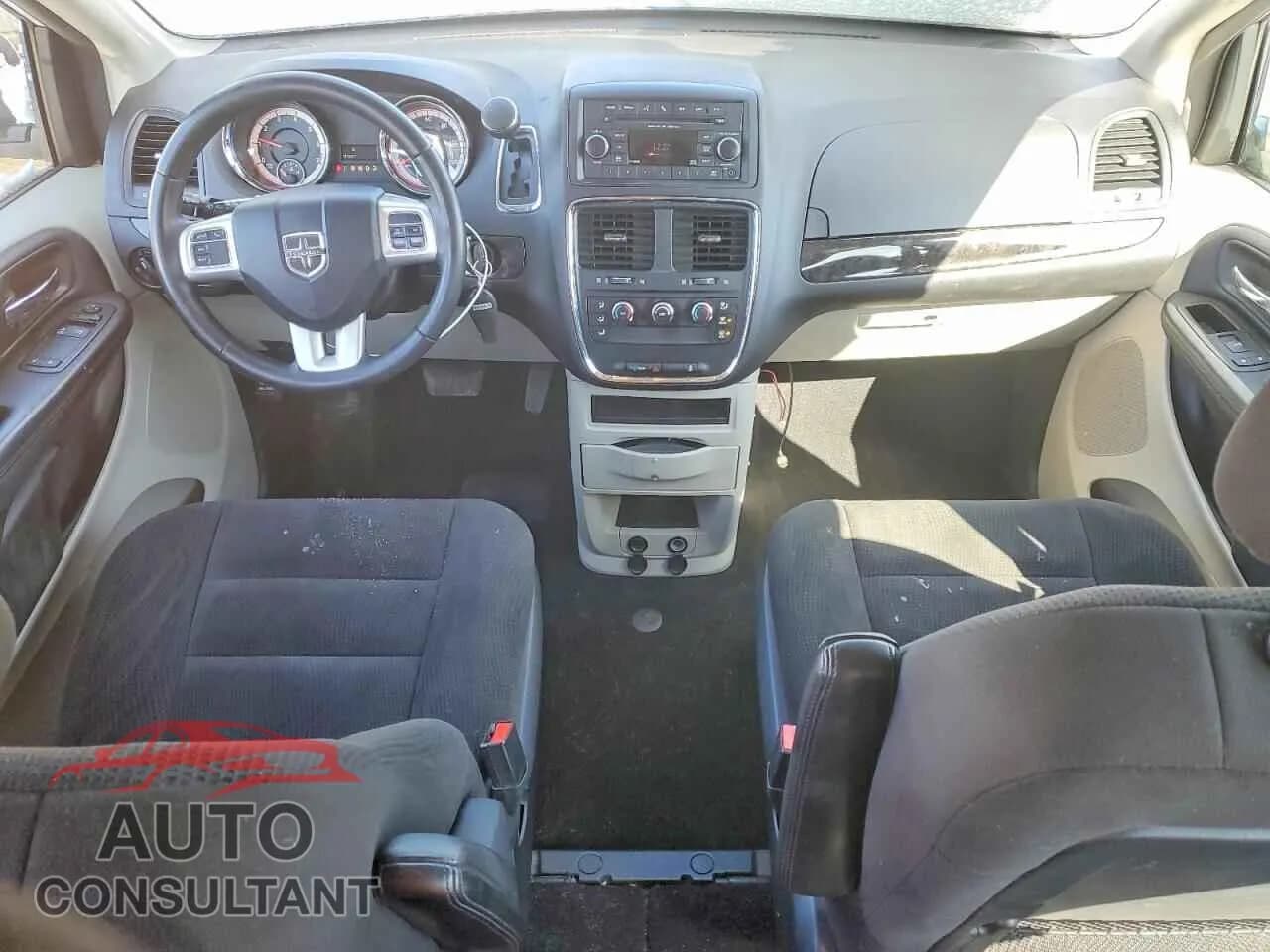 2016 DODGE CARAVAN Used VIN 2C4RDGBG0GR251308 – undercarriage 2016 DODGE CARAVAN Used VIN 2C4RDGBG0GR251308 – undercarriage
