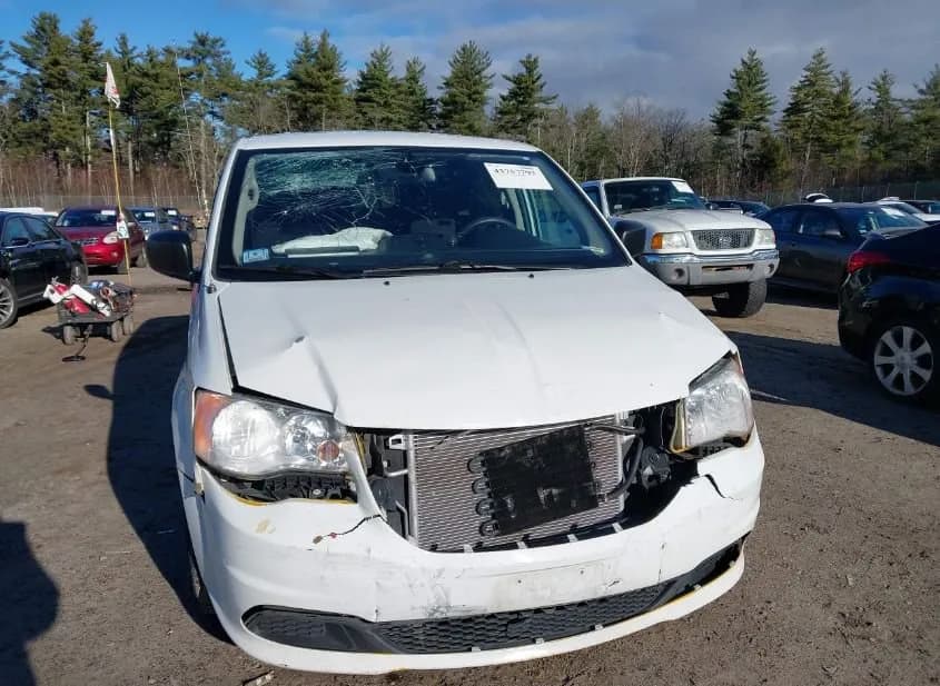 2019 DODGE Grand Caravan Used VIN 2C4RDGBG4KR754378 – front exterior 2019 DODGE Grand Caravan Used VIN 2C4RDGBG4KR754378 – front exterior