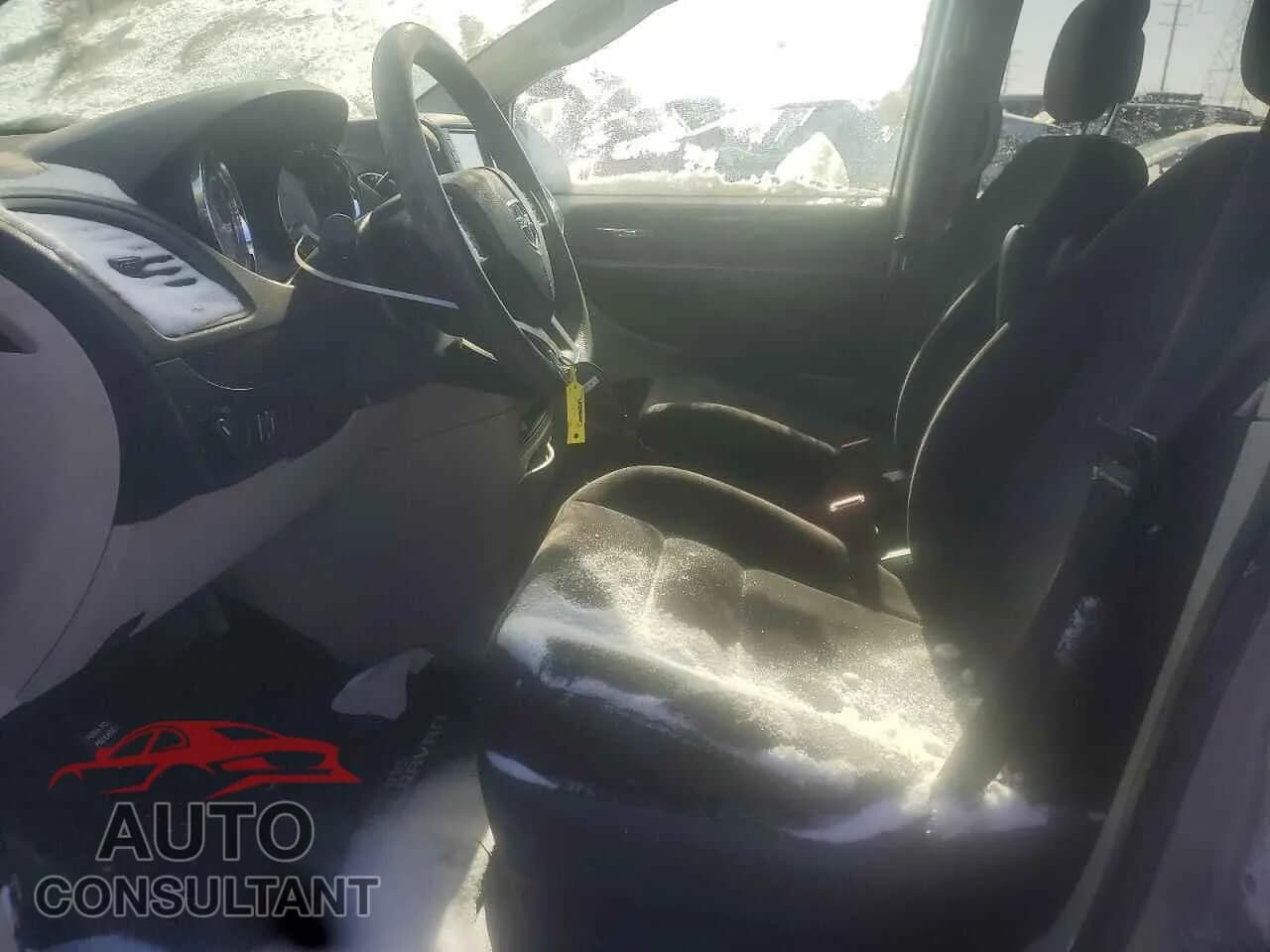 2014 DODGE CARAVAN Damaged VIN 2C4RDGBG5ER354799 – exterior detail 2014 DODGE CARAVAN Damaged VIN 2C4RDGBG5ER354799 – exterior detail