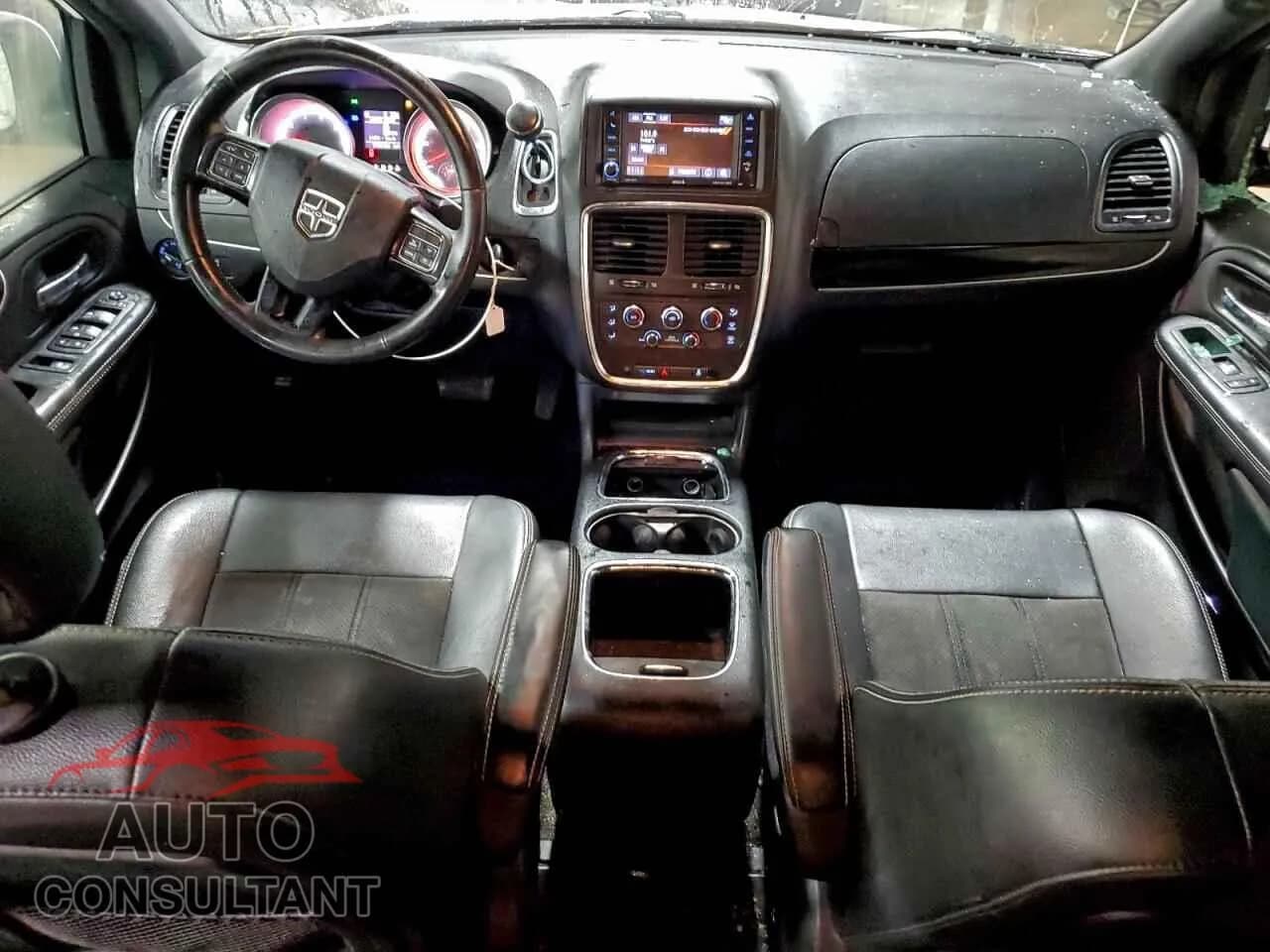 2019 DODGE CARAVAN Damaged VIN 2C4RDGCG6KR723468 – undercarriage 2019 DODGE CARAVAN Damaged VIN 2C4RDGCG6KR723468 – undercarriage