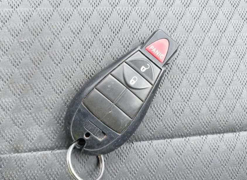 2010 DODGE Grand Caravan Used VIN 2D4RN3D14AR427060 – engine bay 2010 DODGE Grand Caravan Used VIN 2D4RN3D14AR427060 – engine bay