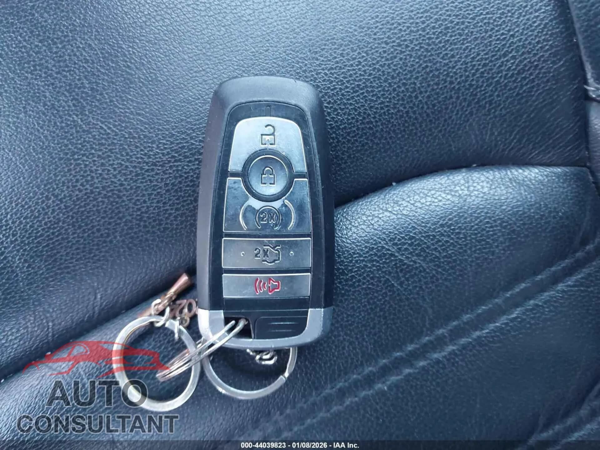 2017 FORD EDGE Damaged VIN 2FMPK4J88HBC66912 – photo 11 2017 FORD EDGE Damaged VIN 2FMPK4J88HBC66912 – photo 11