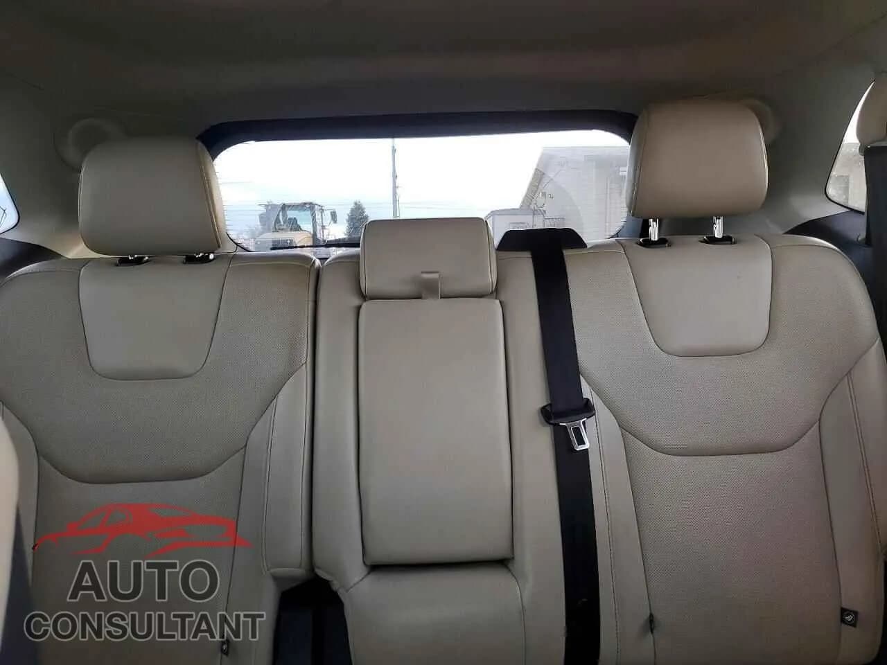 2017 FORD EDGE Damaged VIN 2FMPK4K82HBB62852 – odometer reading 2017 FORD EDGE Damaged VIN 2FMPK4K82HBB62852 – odometer reading