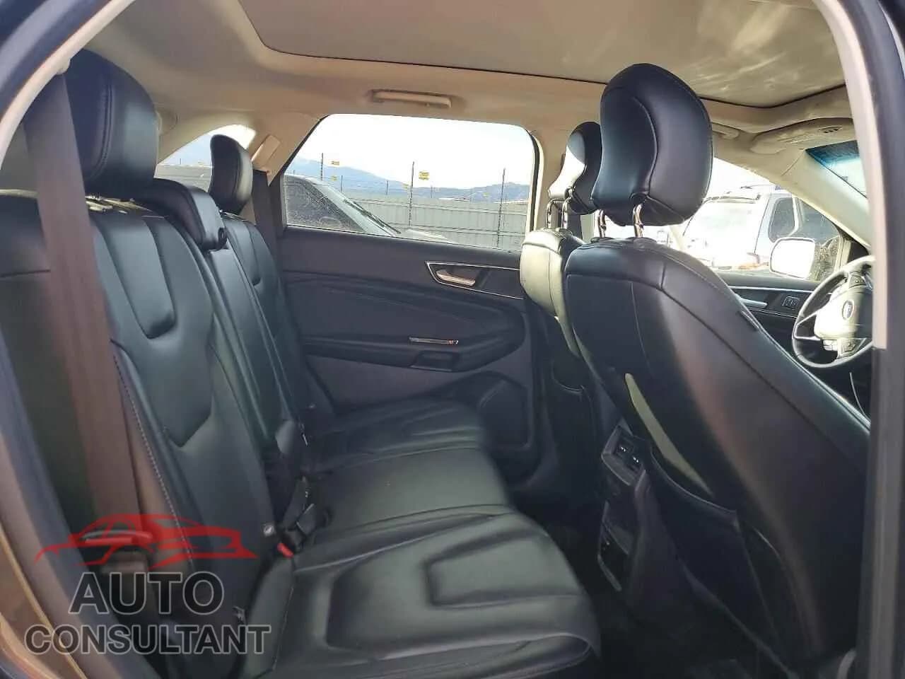 2017 FORD EDGE Damaged VIN 2FMPK4K90HBC12141 – photo 11 2017 FORD EDGE Damaged VIN 2FMPK4K90HBC12141 – photo 11