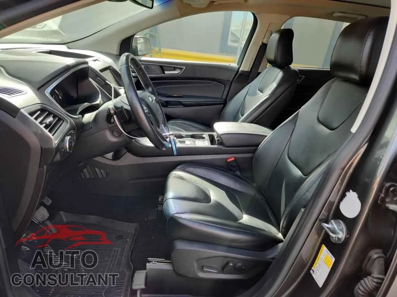 2020 FORD EDGE Damaged VIN 2FMPK4K91LBA83559 – exterior detail 2020 FORD EDGE Damaged VIN 2FMPK4K91LBA83559 – exterior detail