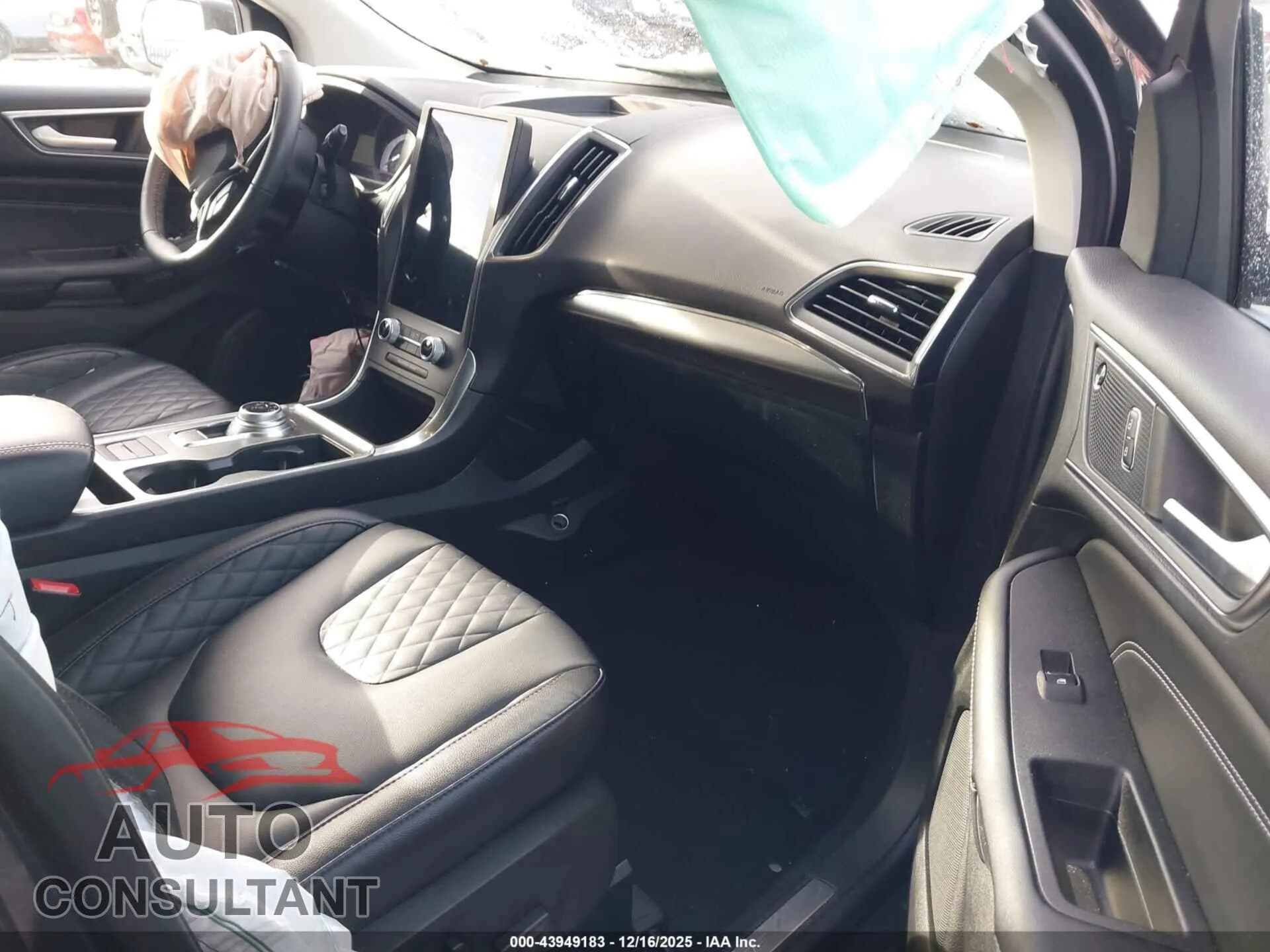 2024 FORD EDGE Damaged VIN 2FMPK4K94RBA53304 – interior seats 2024 FORD EDGE Damaged VIN 2FMPK4K94RBA53304 – interior seats