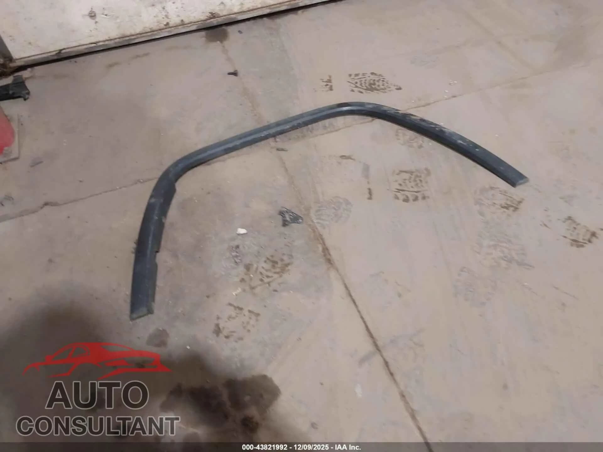 2018 CHEVROLET IMPALA Damaged VIN 2G1125S39J9121032 – photo 12 2018 CHEVROLET IMPALA Damaged VIN 2G1125S39J9121032 – photo 12