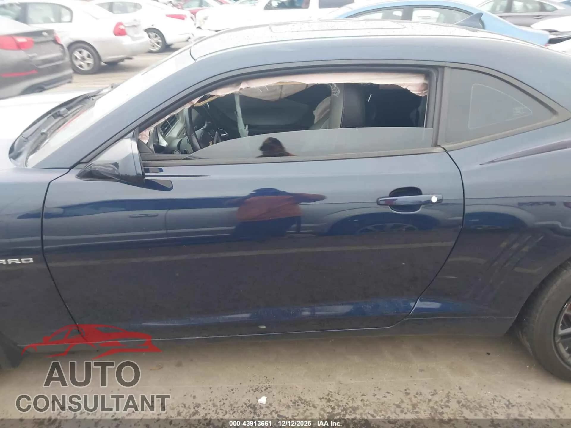 2012 CHEVROLET CAMARO Damaged VIN 2G1FC1E3XC9166572 – photo 15 2012 CHEVROLET CAMARO Damaged VIN 2G1FC1E3XC9166572 – photo 15