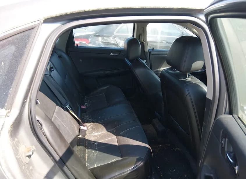 2008 CHEVROLET Impala Used VIN 2G1WT58N281335946 – trunk area 2008 CHEVROLET Impala Used VIN 2G1WT58N281335946 – trunk area