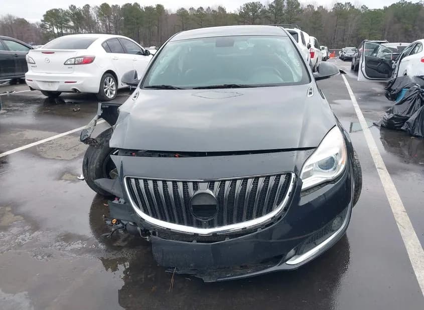 2017 BUICK Regal Used VIN 2G4GL5EX6H9188321 – rear exterior 2017 BUICK Regal Used VIN 2G4GL5EX6H9188321 – rear exterior