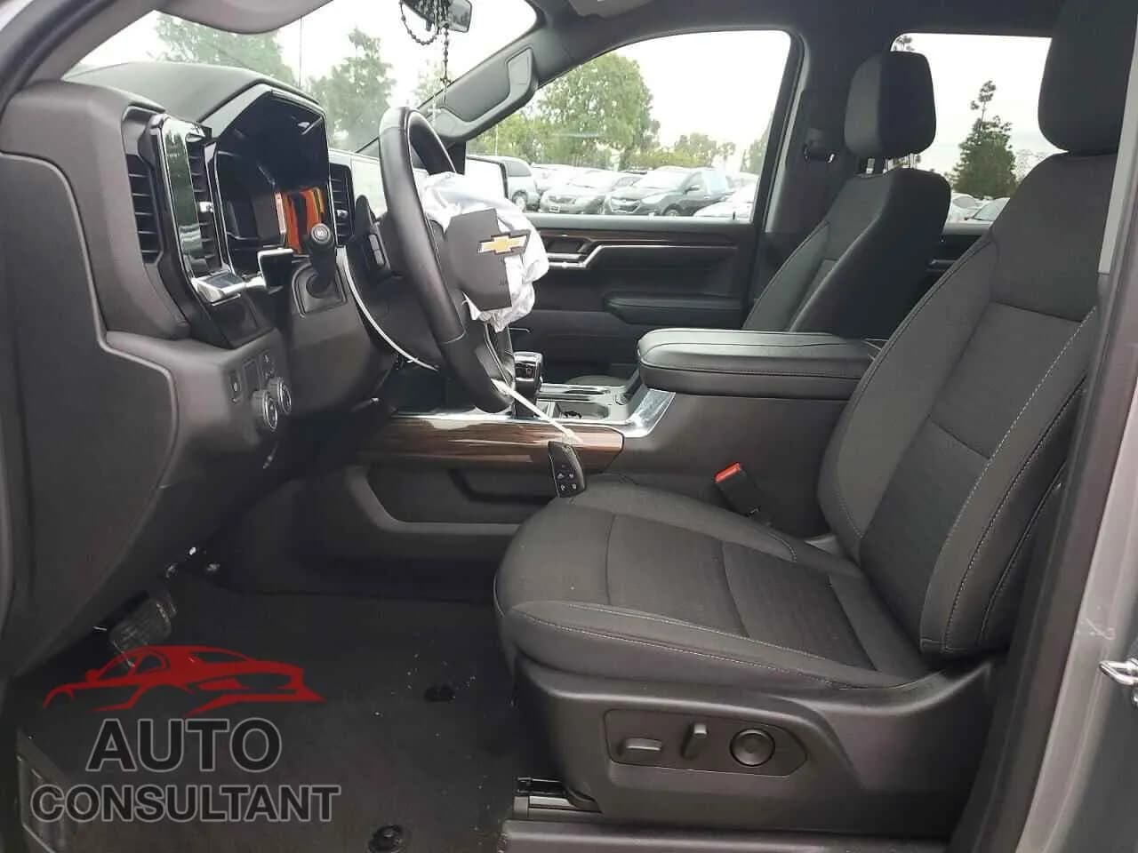 2023 CHEVROLET ALL Models Damaged VIN 2GCPACED6P1120795 – exterior detail 2023 CHEVROLET ALL Models Damaged VIN 2GCPACED6P1120795 – exterior detail