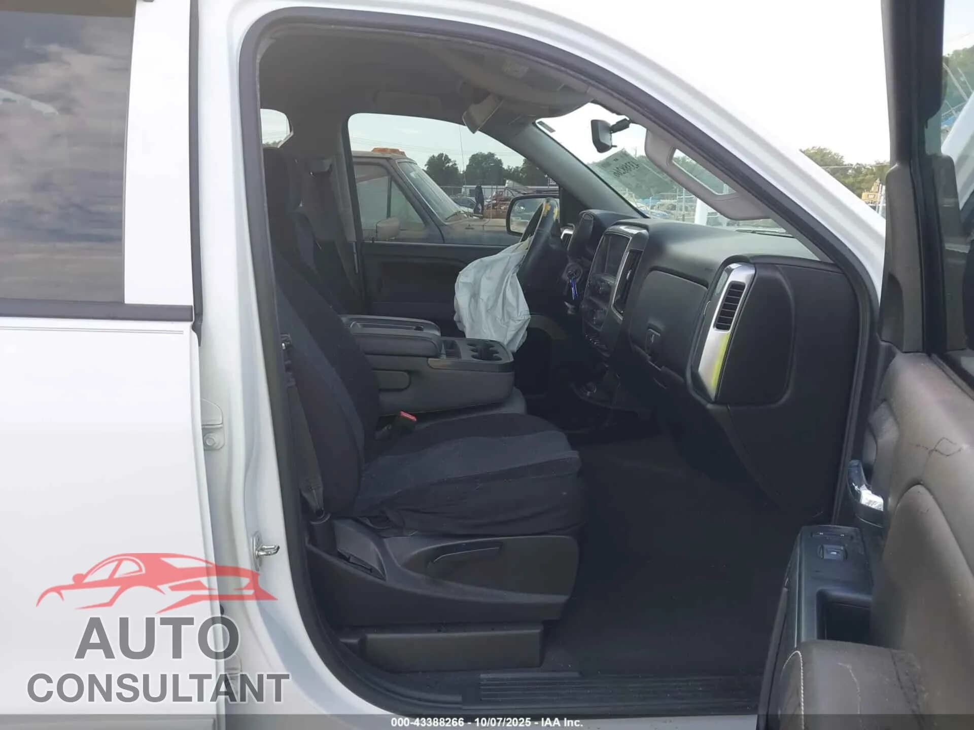 2019 CHEVROLET SILVERADO 1500 LD Damaged VIN 2GCVKPEC8K1183442 – interior seats 2019 CHEVROLET SILVERADO 1500 LD Damaged VIN 2GCVKPEC8K1183442 – interior seats