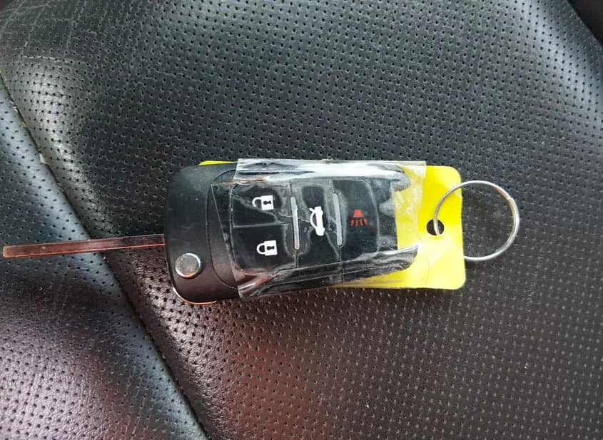 2015 CHEVROLET Equinox Used VIN 2GNALCEK9F6271394 – trunk area 2015 CHEVROLET Equinox Used VIN 2GNALCEK9F6271394 – trunk area