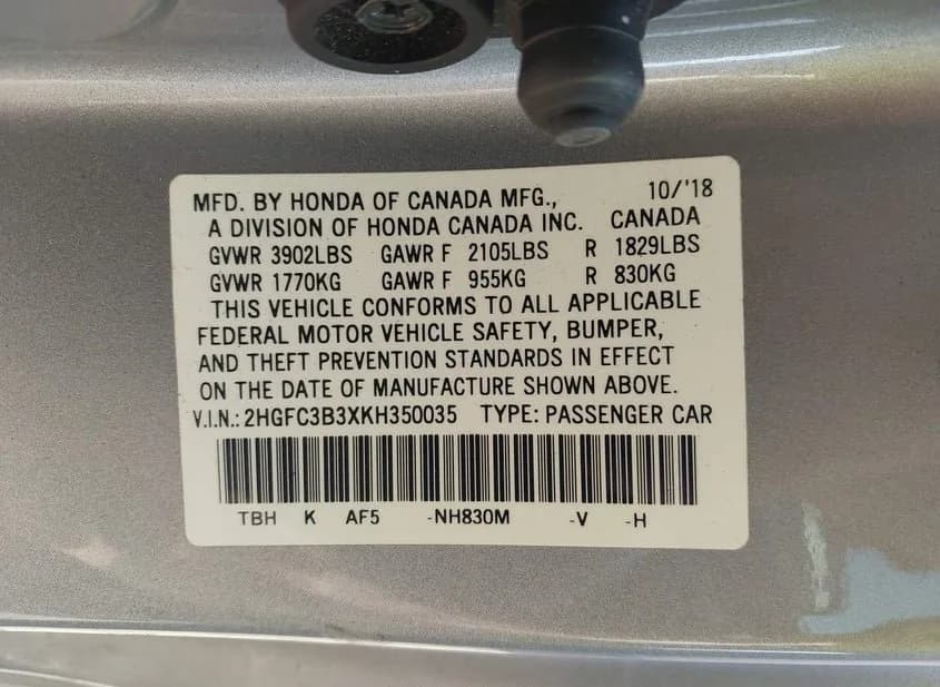 2019 HONDA Civic Used VIN 2HGFC3B3XKH350035 – trunk area 2019 HONDA Civic Used VIN 2HGFC3B3XKH350035 – trunk area