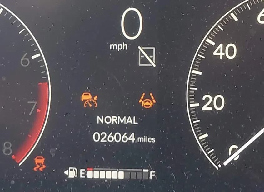 2024 HONDA CR-V Used VIN 2HKRS4H28RH408695 – exterior detail 2024 HONDA CR-V Used VIN 2HKRS4H28RH408695 – exterior detail