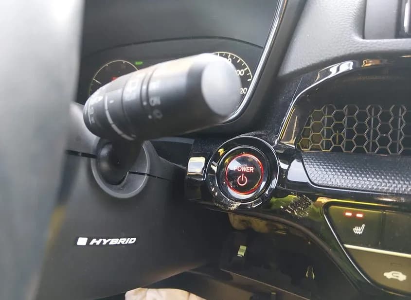 2024 HONDA CR-V Used VIN 2HKRS6H97RH802147 – rear exterior 2024 HONDA CR-V Used VIN 2HKRS6H97RH802147 – rear exterior