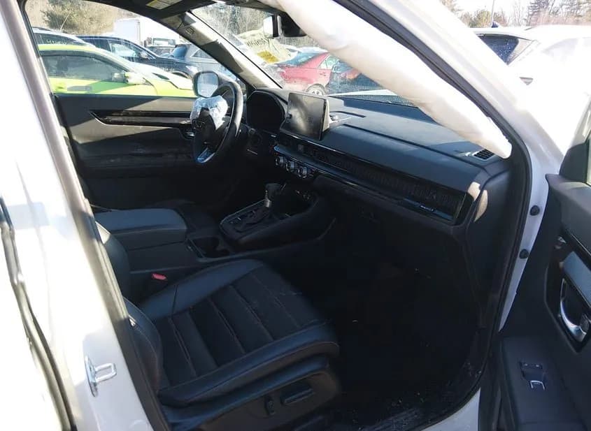 2024 HONDA CR-V Used VIN 2HKRS6H97RH802147 – side profile 2024 HONDA CR-V Used VIN 2HKRS6H97RH802147 – side profile