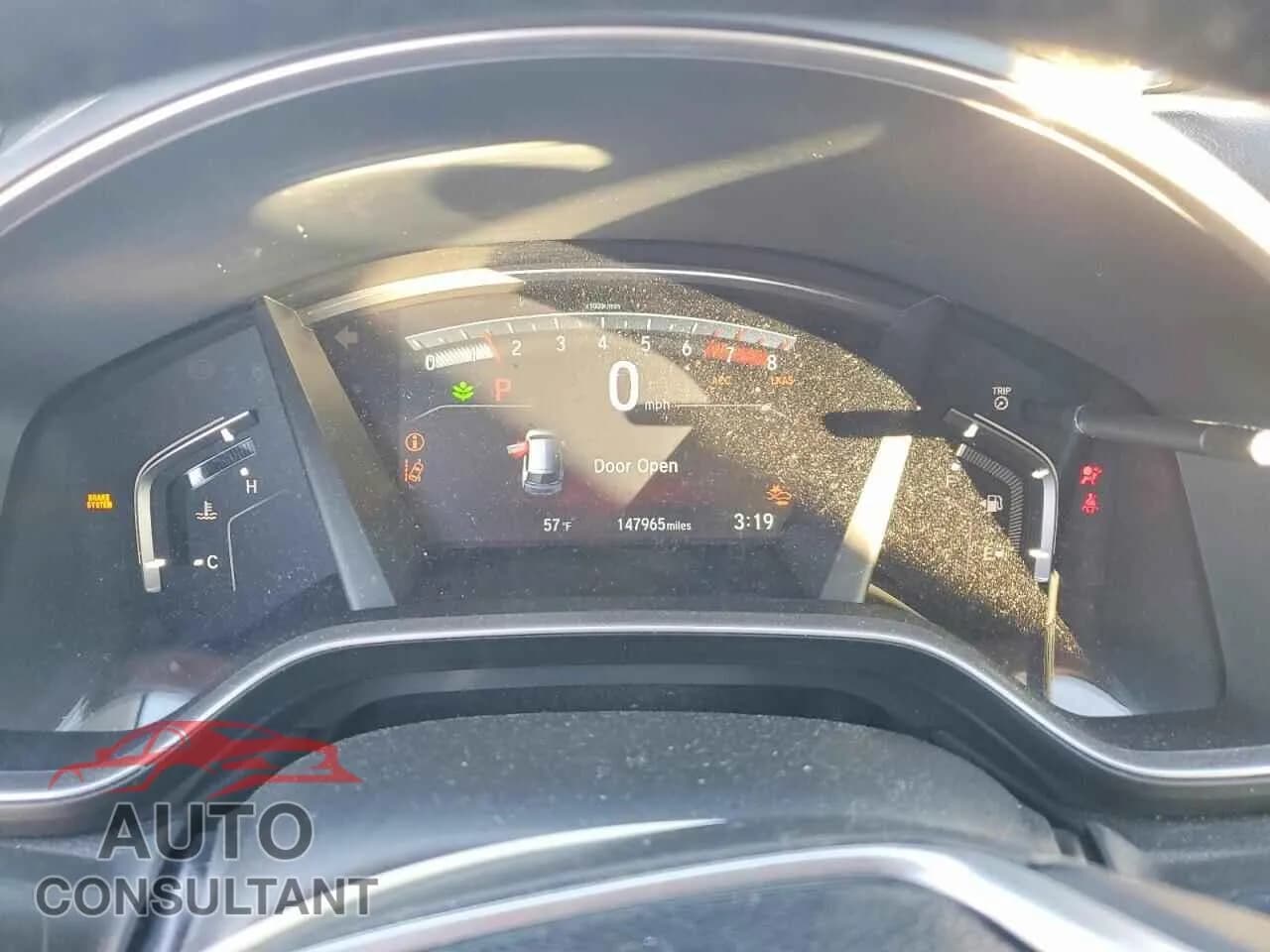 2017 HONDA CRV Damaged VIN 2HKRW2H84HH647205 – trunk area 2017 HONDA CRV Damaged VIN 2HKRW2H84HH647205 – trunk area