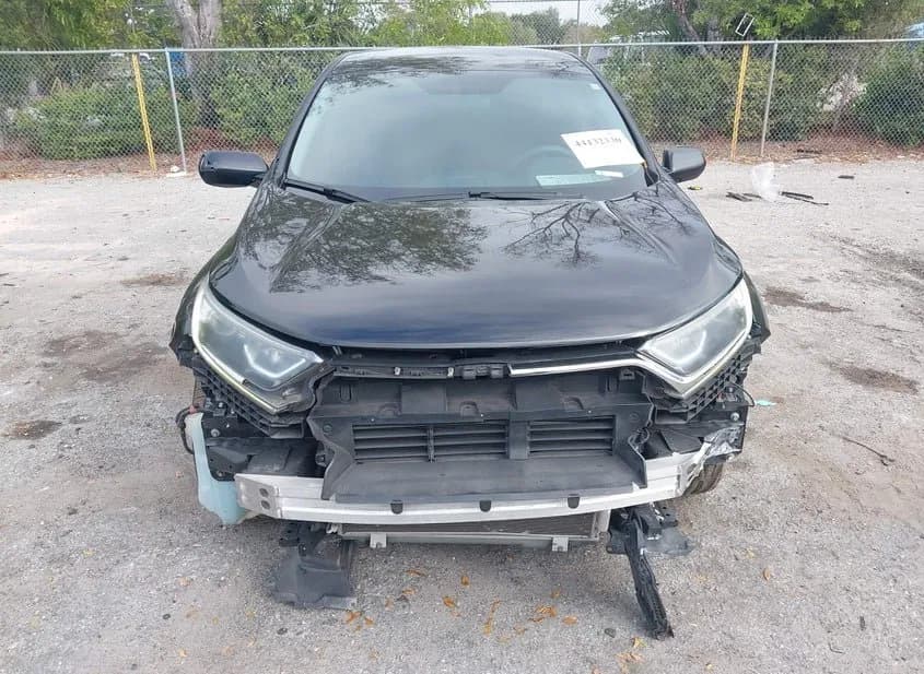 2018 HONDA CR-V Used VIN 2HKRW5H34JH419586 – exterior detail 2018 HONDA CR-V Used VIN 2HKRW5H34JH419586 – exterior detail