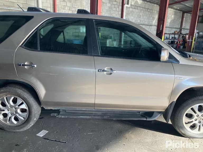 2004 Honda MDX Used VIN 2HKYD18603H301168 – photo 21 2004 Honda MDX Used VIN 2HKYD18603H301168 – photo 21