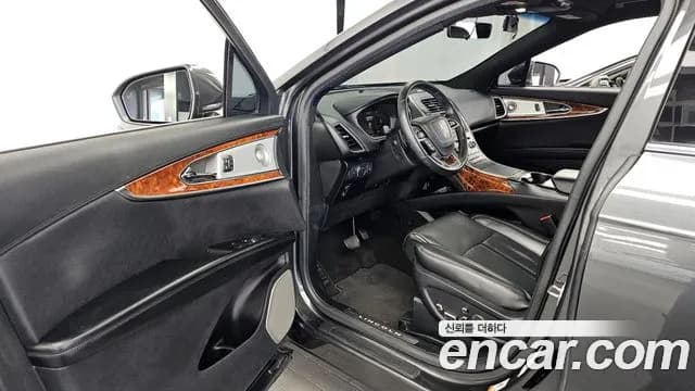 2020 Lincoln Nautilus 1st Gen 2.7 202A AWD Sold VIN 2LMPJ8KP9LBL32803 – rear exterior 2020 Lincoln Nautilus 1st Gen 2.7 202A AWD Sold VIN 2LMPJ8KP9LBL32803 – rear exterior