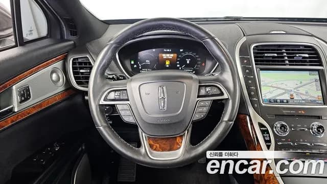 2020 Lincoln Nautilus 1st Gen 2.7 202A AWD Sold VIN 2LMPJ8KP9LBL32803 – photo 12 2020 Lincoln Nautilus 1st Gen 2.7 202A AWD Sold VIN 2LMPJ8KP9LBL32803 – photo 12