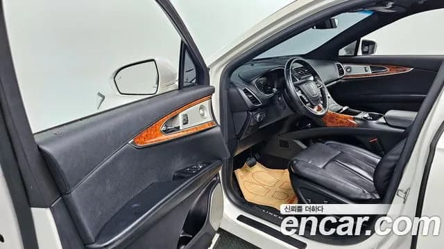 2019 Lincoln Nautilus 1st Gen 2.7 Reserve AWD Sold VIN 2LMPJ8LP6KBL64847 – engine bay 2019 Lincoln Nautilus 1st Gen 2.7 Reserve AWD Sold VIN 2LMPJ8LP6KBL64847 – engine bay