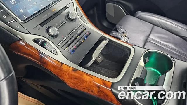 2019 Lincoln Nautilus 1st Gen 2.7 Reserve AWD Sold VIN 2LMPJ8LP6KBL64847 – trunk area 2019 Lincoln Nautilus 1st Gen 2.7 Reserve AWD Sold VIN 2LMPJ8LP6KBL64847 – trunk area