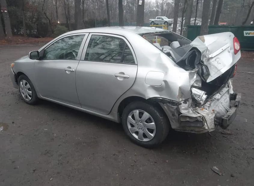 2010 TOYOTA Corolla Used VIN 2T1BU4EE0AC483182 – photo 17 2010 TOYOTA Corolla Used VIN 2T1BU4EE0AC483182 – photo 17