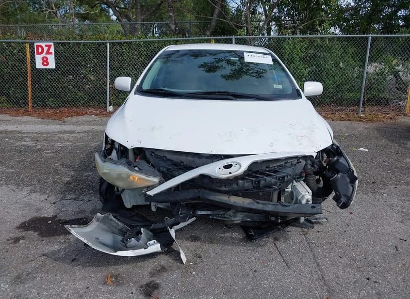 2013 TOYOTA Corolla Used VIN 2T1BU4EE6DC011587 – photo 16 2013 TOYOTA Corolla Used VIN 2T1BU4EE6DC011587 – photo 16