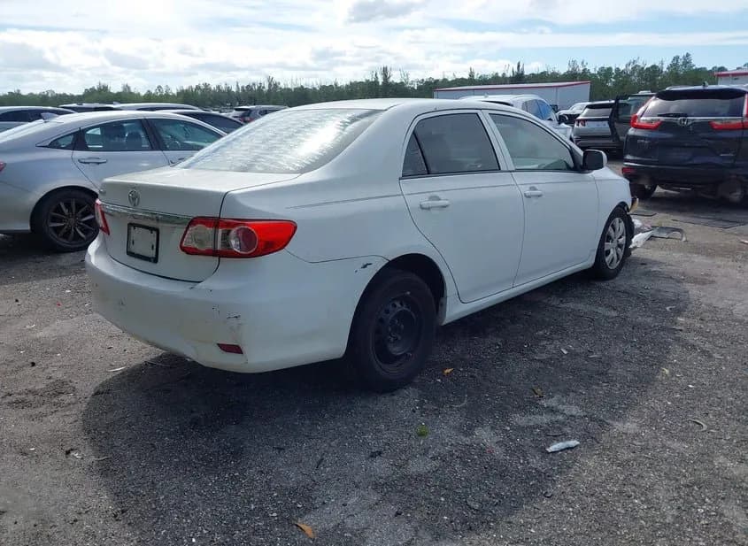 2013 TOYOTA Corolla Used VIN 2T1BU4EE6DC011587 – photo 17 2013 TOYOTA Corolla Used VIN 2T1BU4EE6DC011587 – photo 17