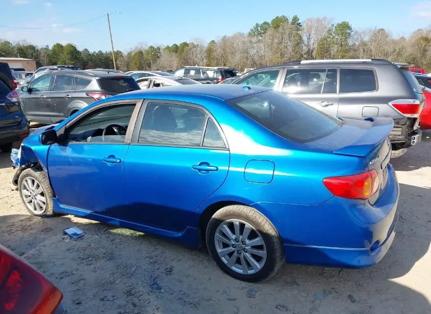 2010 TOYOTA Corolla Used VIN 2T1BU4EE8AC277592 – trunk area 2010 TOYOTA Corolla Used VIN 2T1BU4EE8AC277592 – trunk area