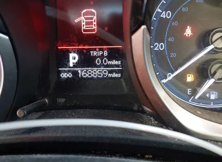 2016 TOYOTA Corolla Used VIN 2T1BURHE0GC585132 – rear exterior 2016 TOYOTA Corolla Used VIN 2T1BURHE0GC585132 – rear exterior