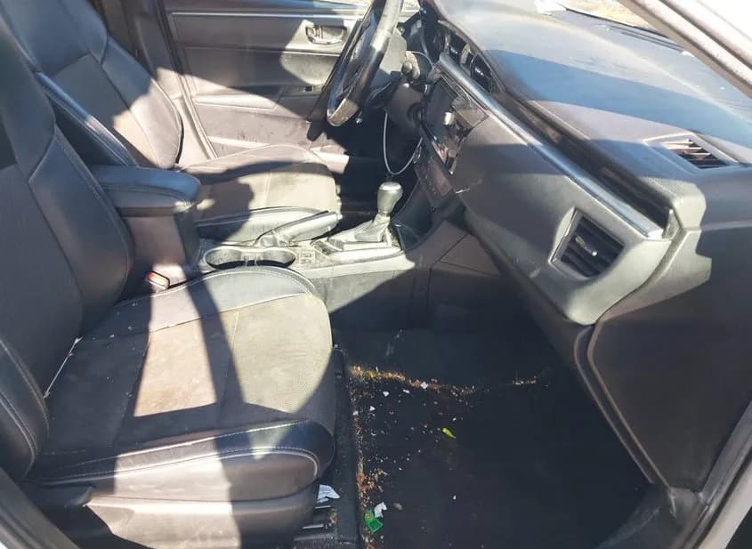 2016 TOYOTA Corolla Used VIN 2T1BURHE0GC585132 – photo 16 2016 TOYOTA Corolla Used VIN 2T1BURHE0GC585132 – photo 16