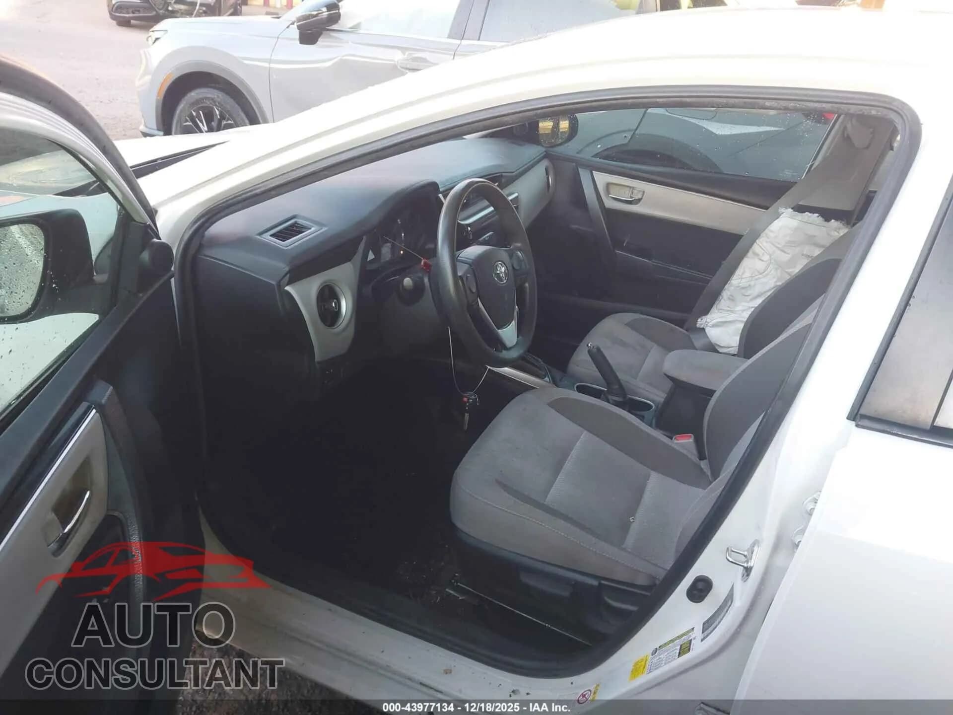 2019 TOYOTA COROLLA Damaged VIN 2T1BURHE0KC196208 – interior seats 2019 TOYOTA COROLLA Damaged VIN 2T1BURHE0KC196208 – interior seats