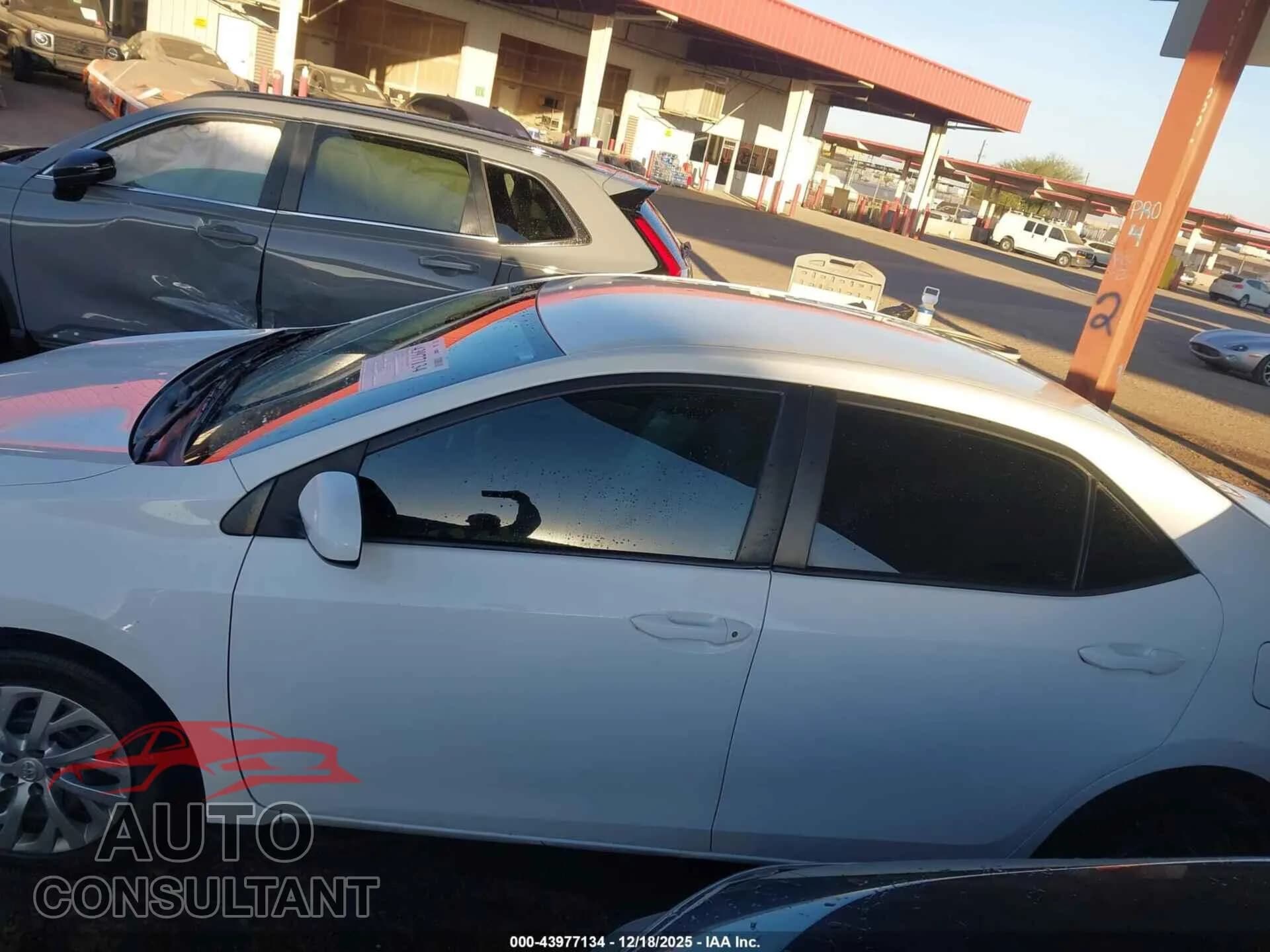 2019 TOYOTA COROLLA Damaged VIN 2T1BURHE0KC196208 – photo 15 2019 TOYOTA COROLLA Damaged VIN 2T1BURHE0KC196208 – photo 15