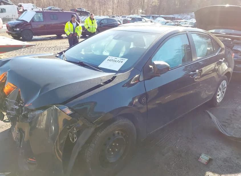 2018 TOYOTA Corolla Used VIN 2T1BURHE8JC002085 – rear exterior 2018 TOYOTA Corolla Used VIN 2T1BURHE8JC002085 – rear exterior