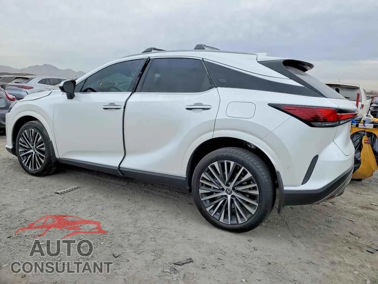 2025 LEXUS RX 350H BA Damaged VIN 2T2BBMCA6SC088491 – rear exterior 2025 LEXUS RX 350H BA Damaged VIN 2T2BBMCA6SC088491 – rear exterior