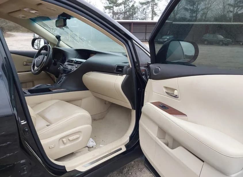 2014 LEXUS RX Used VIN 2T2BK1BA6EC226227 – interior seats 2014 LEXUS RX Used VIN 2T2BK1BA6EC226227 – interior seats