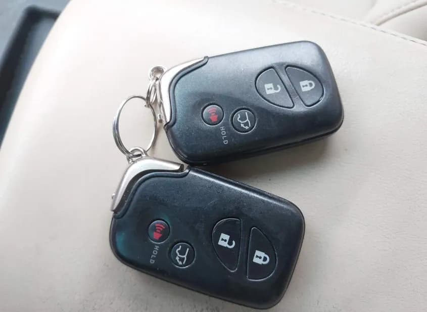 2010 LEXUS RX Used VIN 2T2BK1BA9AC028994 – interior seats 2010 LEXUS RX Used VIN 2T2BK1BA9AC028994 – interior seats